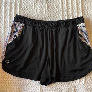 Athletic shorts size large